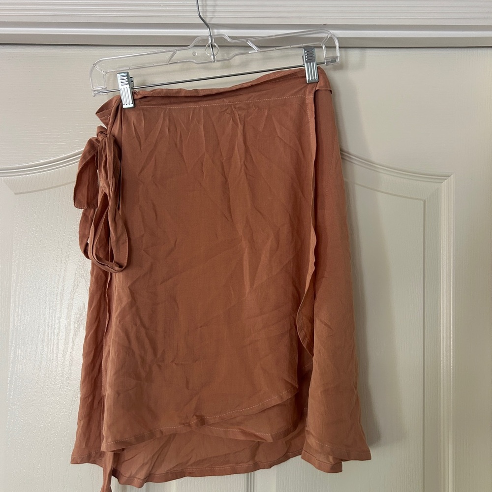 Chic Women's Mini Skirt in Terracotta